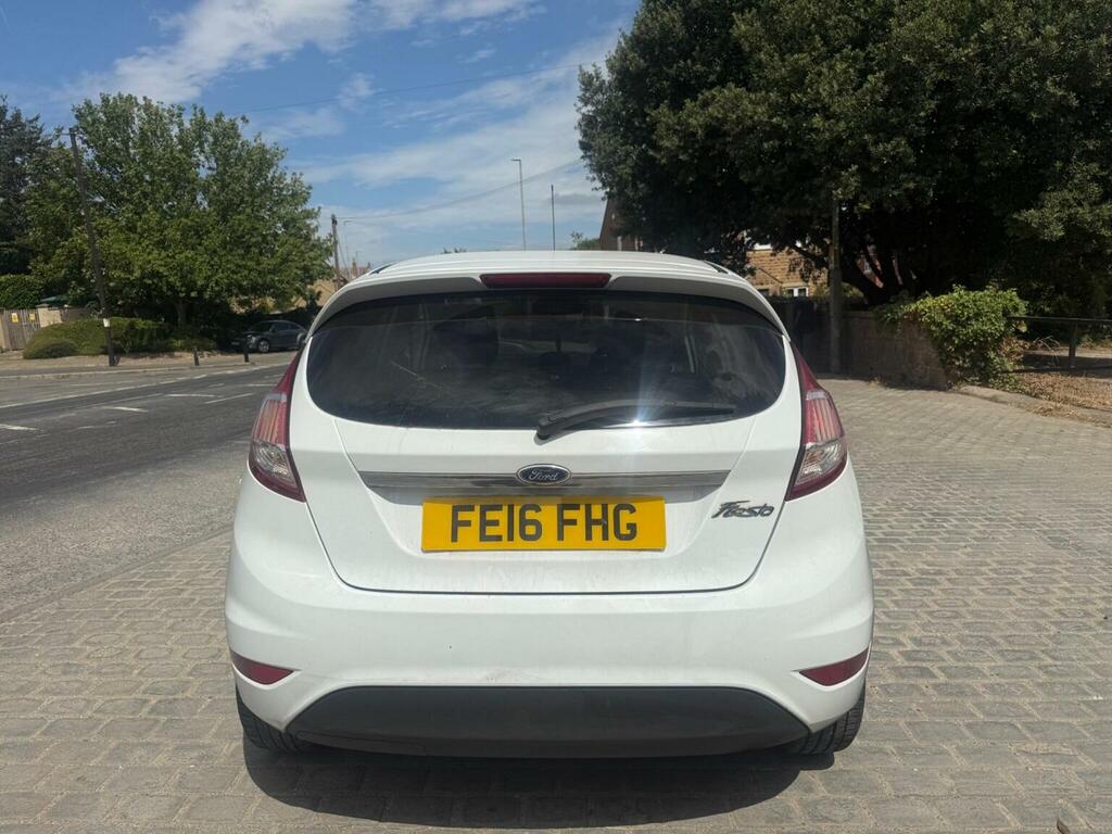 Ford Fiesta 1.5 Tdci Titanium Euro 6 White #4