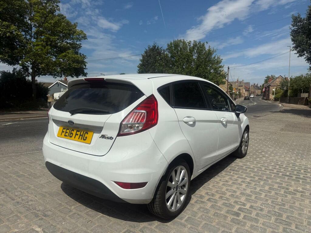 Ford Fiesta 1.5 Tdci Titanium Euro 6 White #5