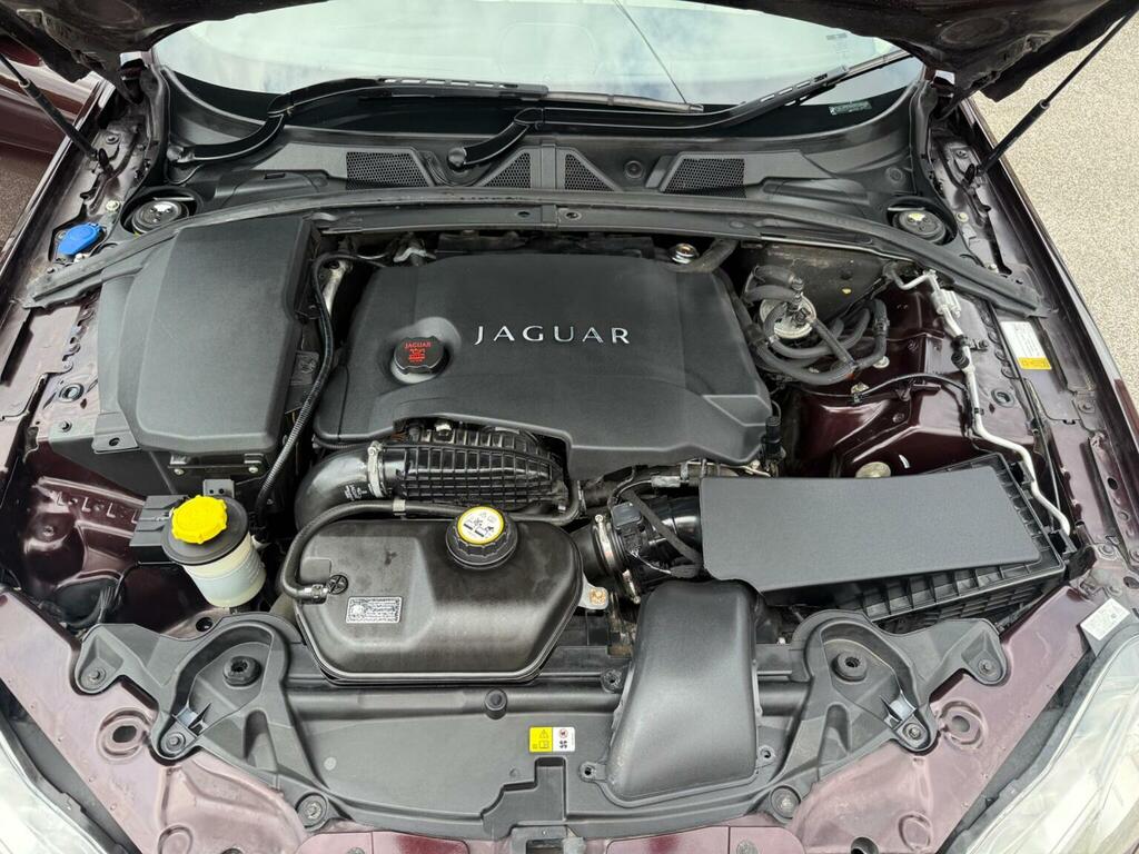 Jaguar XF V6 S Black #20