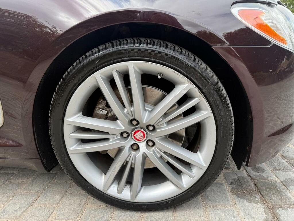 Jaguar XF V6 S Black #33