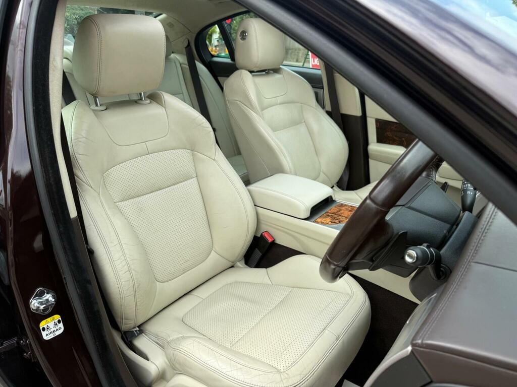 Jaguar XF V6 S Black #12