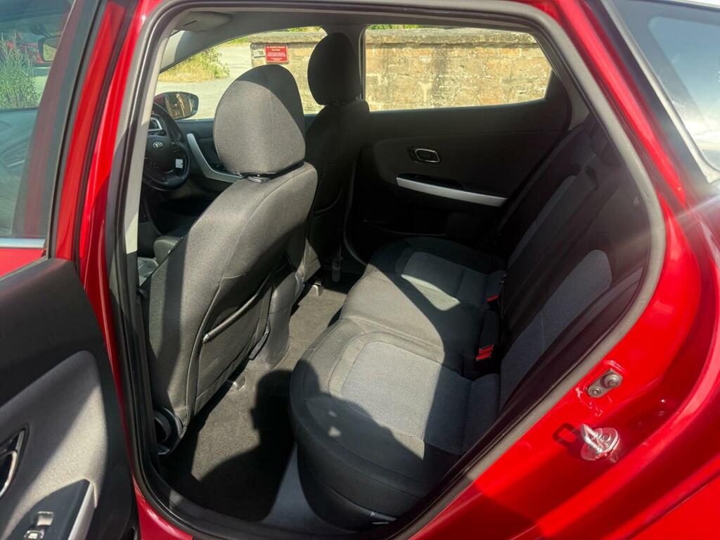 Kia Ceed 1.6 Crdi 3 Hatchback Euro 6 S S White #15