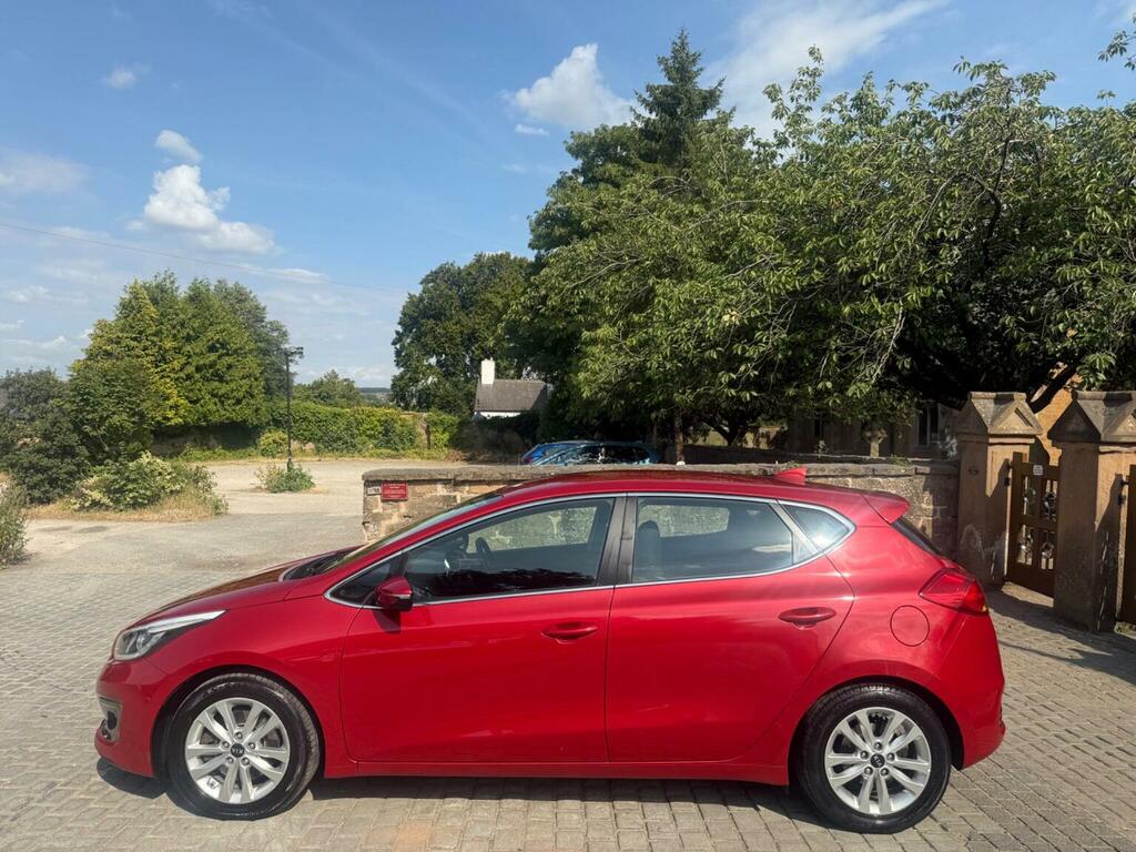 Kia Ceed 1.6 Crdi 2 Euro 6 Ss Red #2
