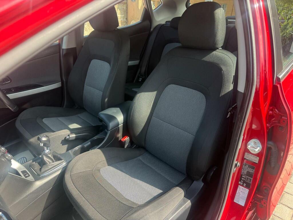 Kia Ceed 1.6 Crdi 3 Hatchback Euro 6 S S White #12