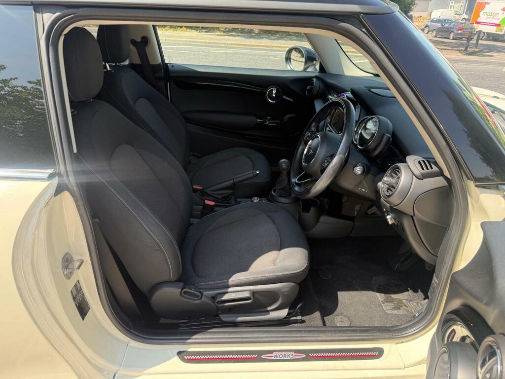 Mini Hatch Back Euro 6 Ss 136 Ps Black #11