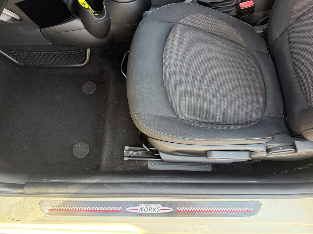 Mini Hatch Back Euro 6 Ss 136 Ps Black #18