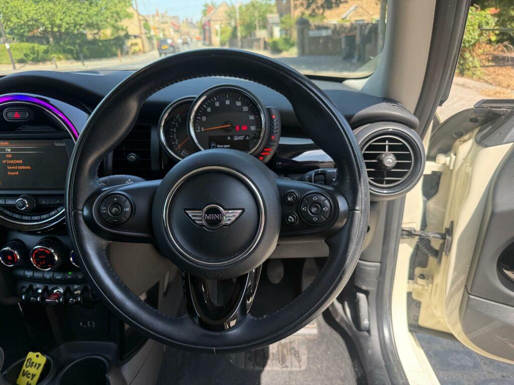 Mini Hatch Back Euro 6 Ss 136 Ps Black #9
