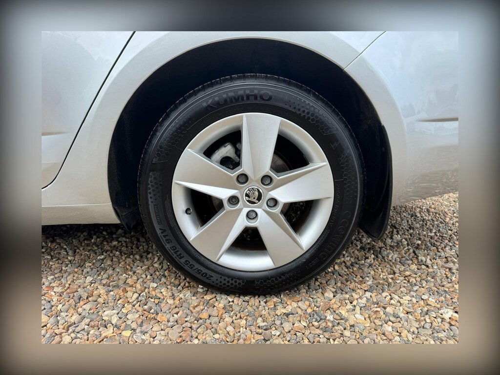 Skoda Octavia 1.4 Tsi Se Dsg Euro 6 Ss Silver #4