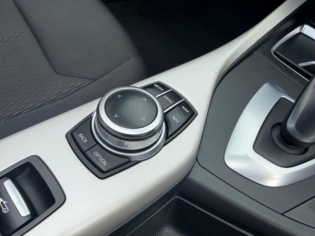 BMW 2 Series 218I Sport White #26