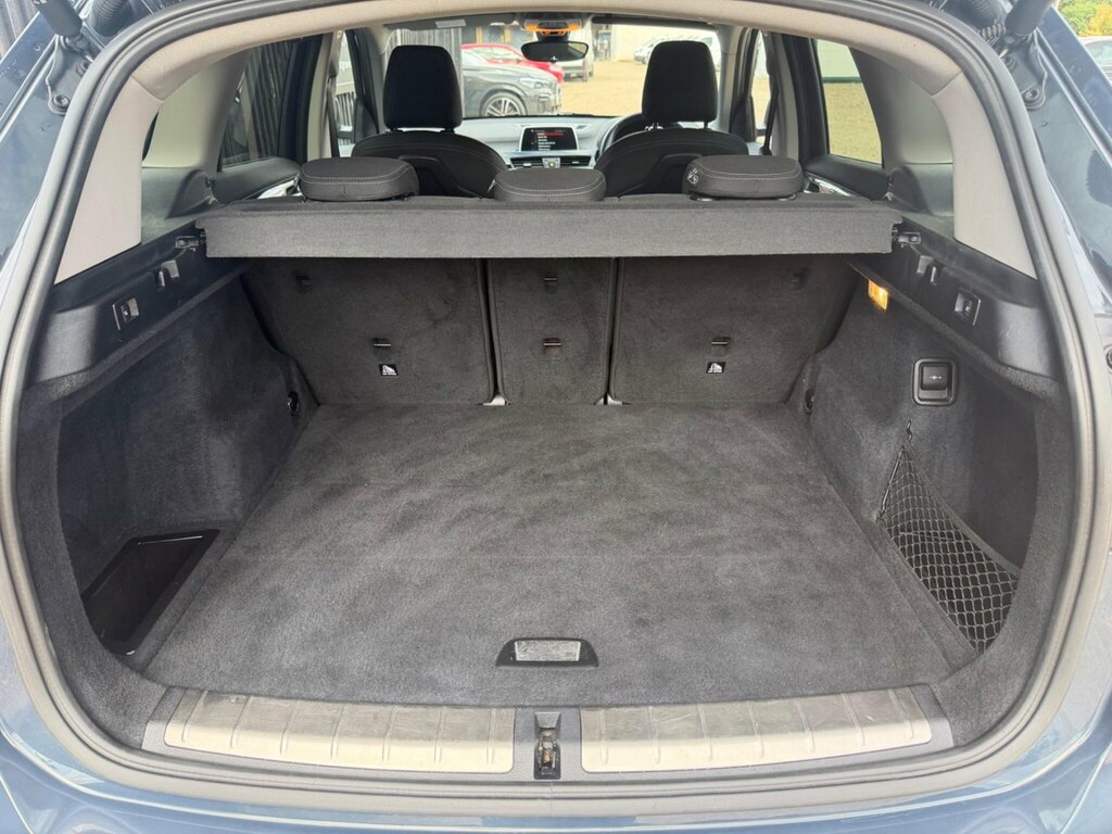 BMW X1 Sdrive 18I M Sport Step Black #9