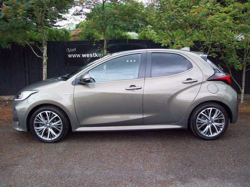 Toyota Yaris 1.5 Vvt-h Excel E-cvt Euro 6 S S Brown #3