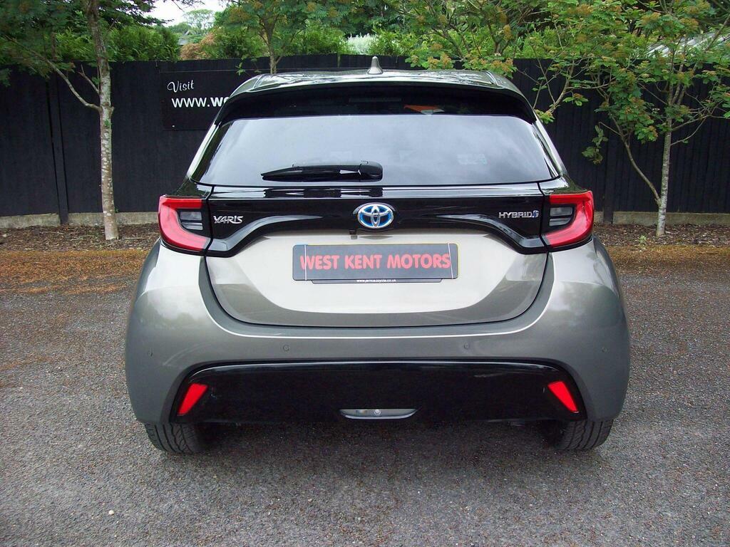 Toyota Yaris 1.5 Vvt-h Excel E-cvt Euro 6 S S Brown #4