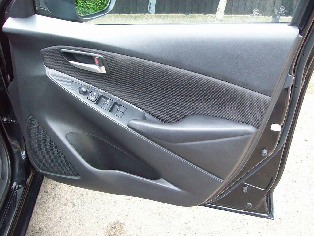 Mazda 2 1.5 Skyactiv G Sport Nav Blue #28