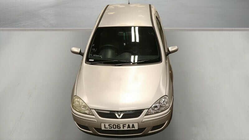 Vauxhall Corsa Design 16V Blue #7