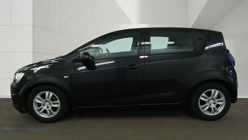 Chevrolet Aveo Lt Black #6