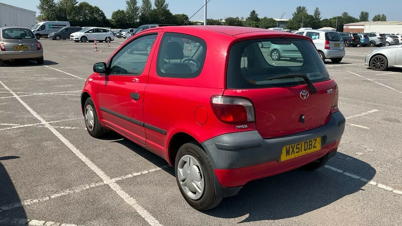 Toyota Yaris Vvti S WX51DBZ Red #3