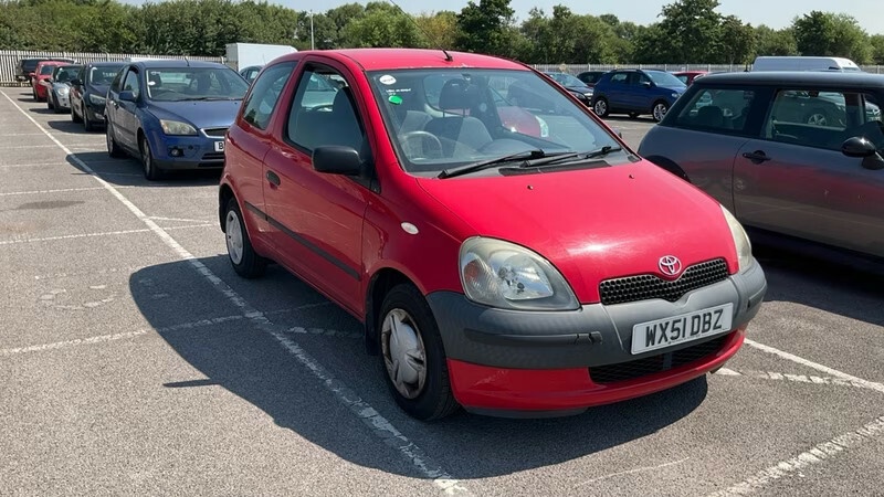 Toyota Yaris Vvti S Red