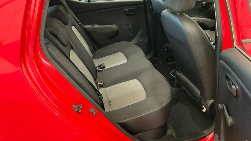 Hyundai I10 Hatchback Black #10