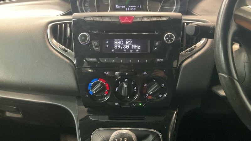Chrysler Ypsilon 1.2 Se 69 Silver #13