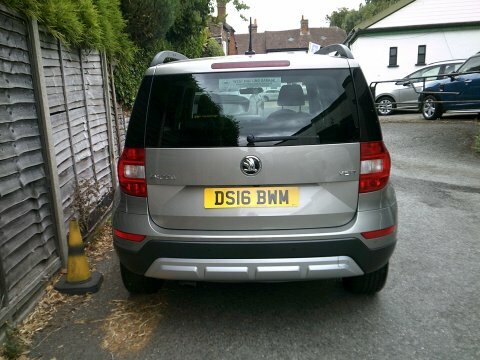 Skoda Yeti Outdoor 2016 16 DS16BWM Beige #5