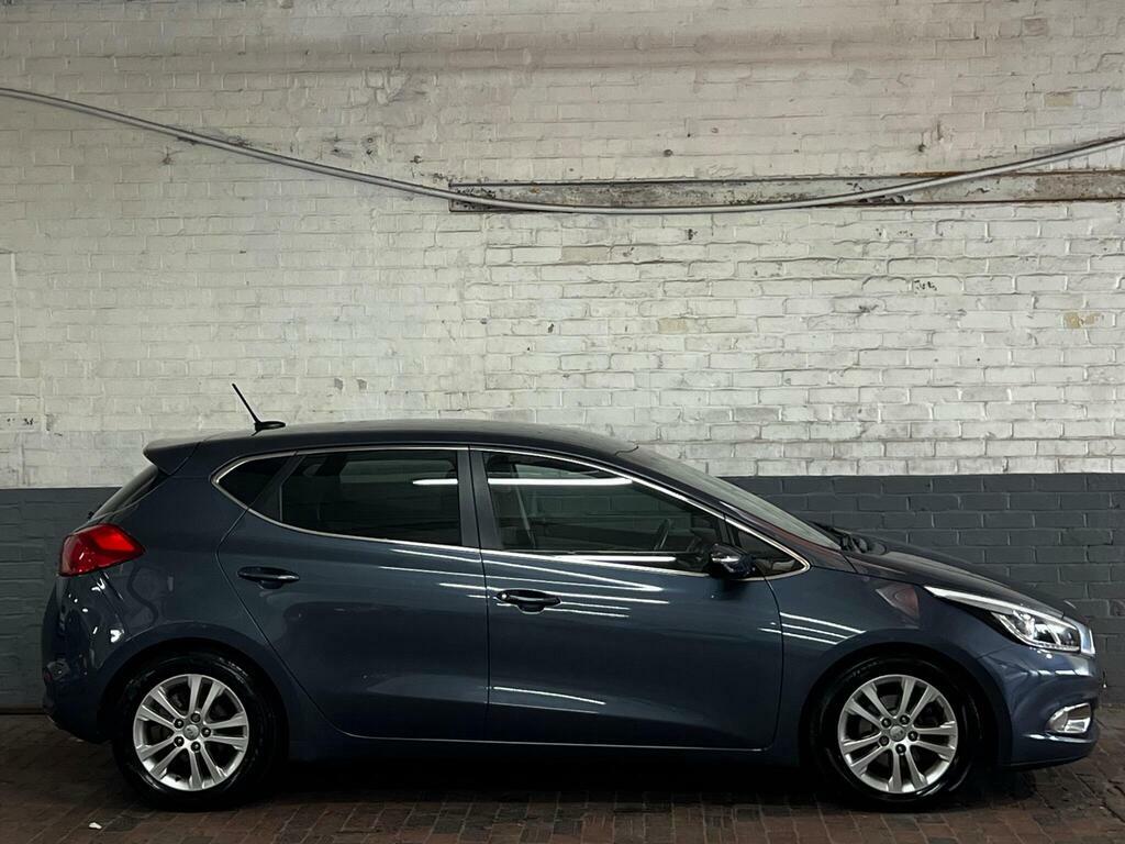 Kia Ceed 1.6 Crdi Ecodynamics 3 Euro 5 S S LL13UYO Blue #2