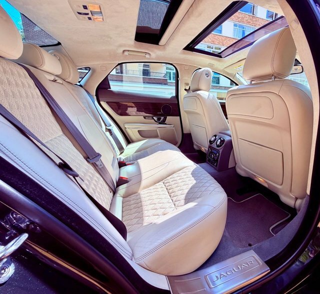 Jaguar XJ Red #31