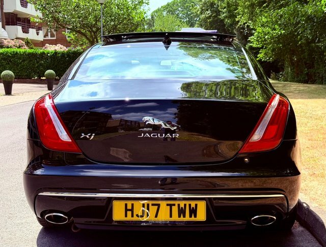 Jaguar XJ Red #10