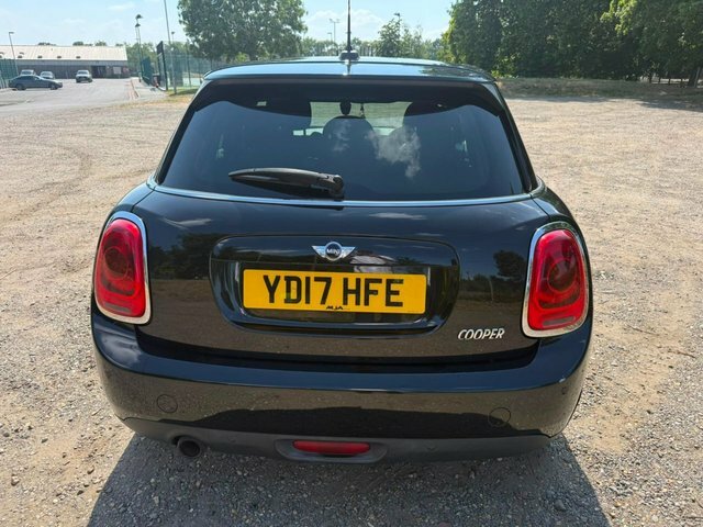 Mini Hatch 1.5 Cooper Hatchback YD17HFE Black #4