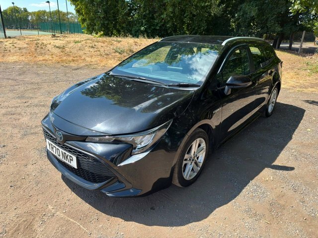 Toyota Corolla Corolla Excel Vvt-i Hev Cvt Red #51