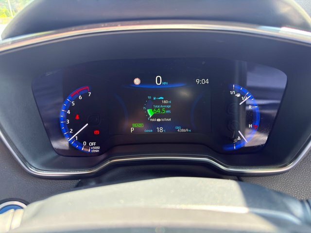 Toyota Corolla Corolla Excel Vvt-i Hev Cvt Red #56