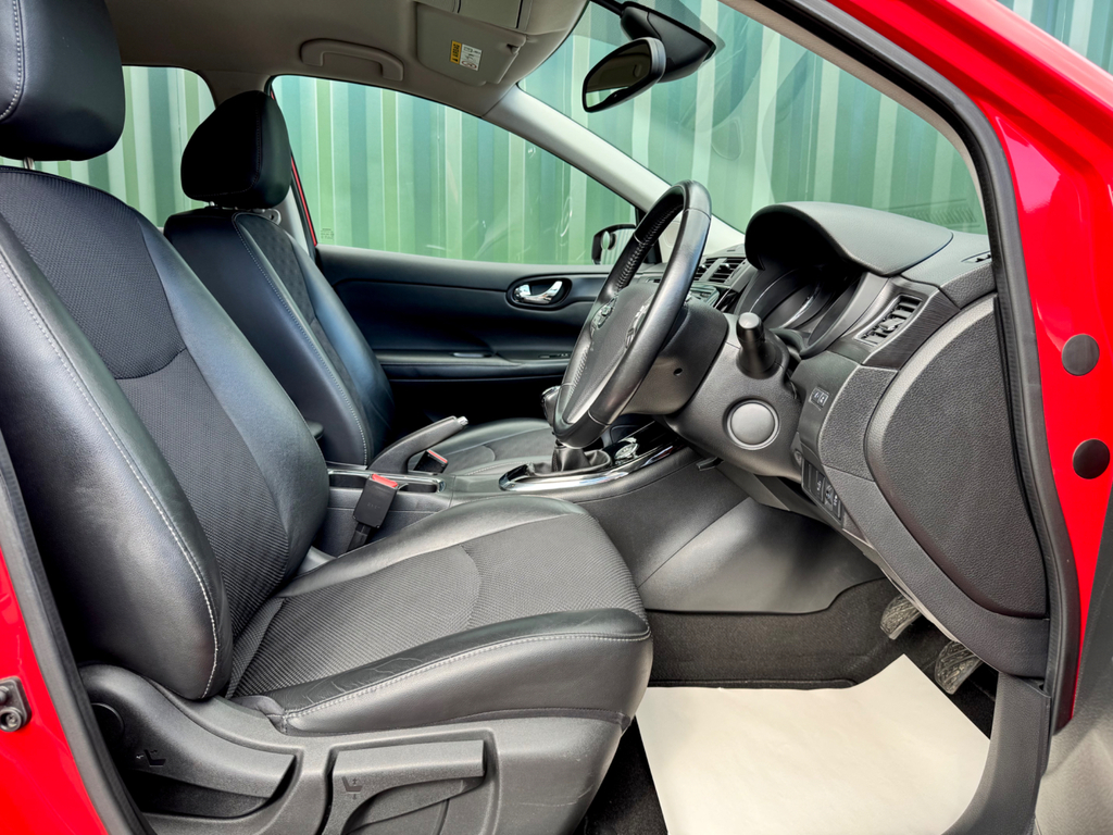 Nissan Pulsar 1.2 Dig-t N-connecta Hatchback E #3