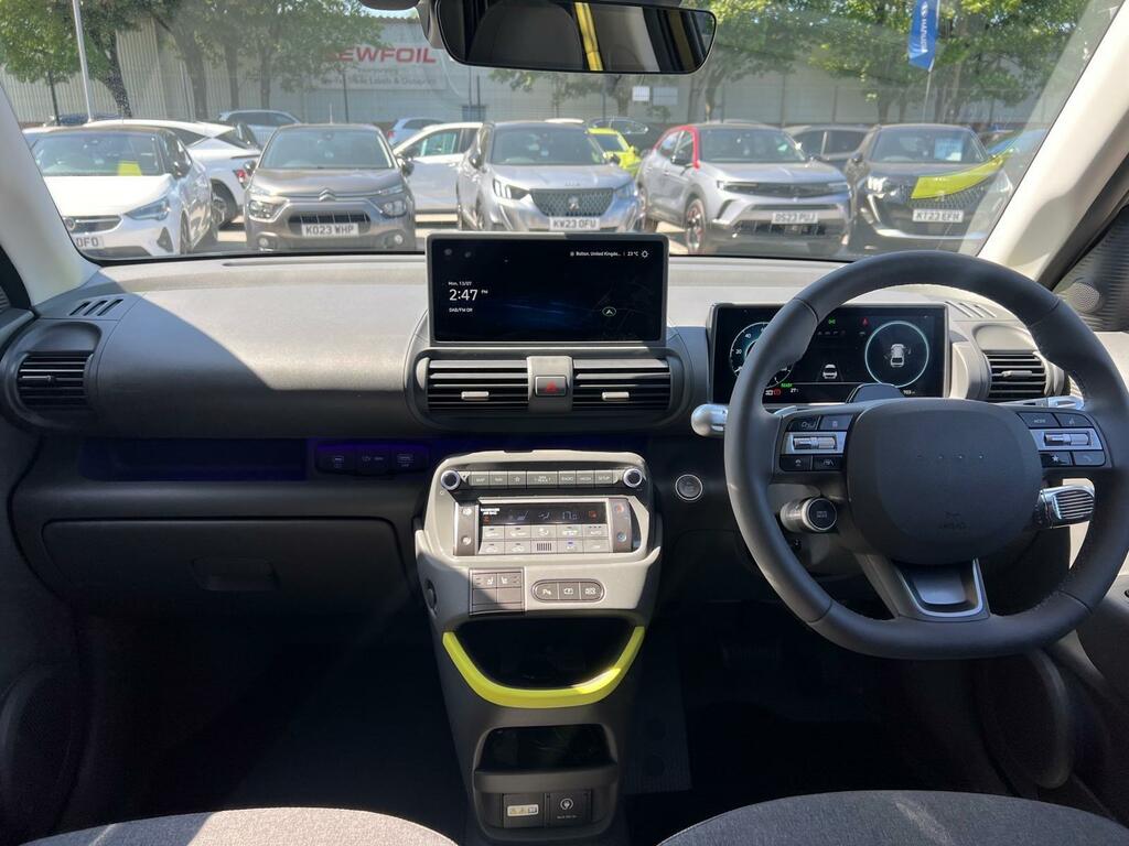 Hyundai Inster Long Range 49Kwh Cross  #5