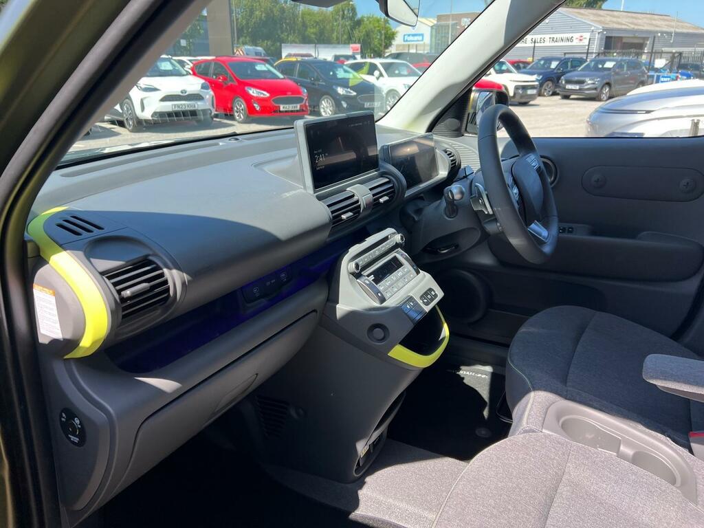 Hyundai Inster Long Range 49Kwh Cross  #6