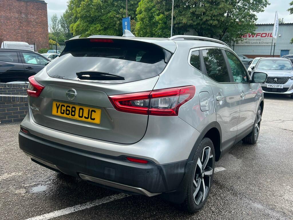 Nissan Qashqai 1.3 Dig-t Tekna Euro 6 Ss YG68OJC #4