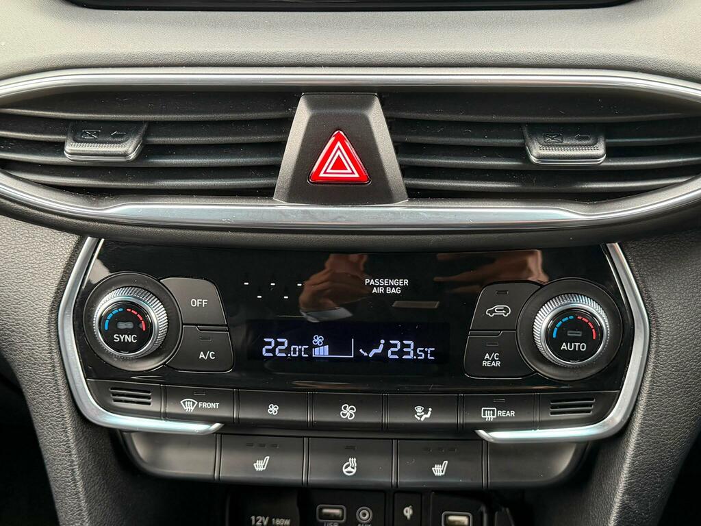 Hyundai Santa Fe Premium Silver #30