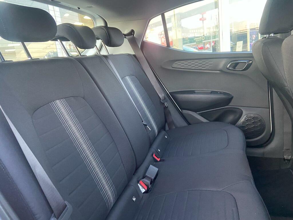 Hyundai I10 Advance Black #11