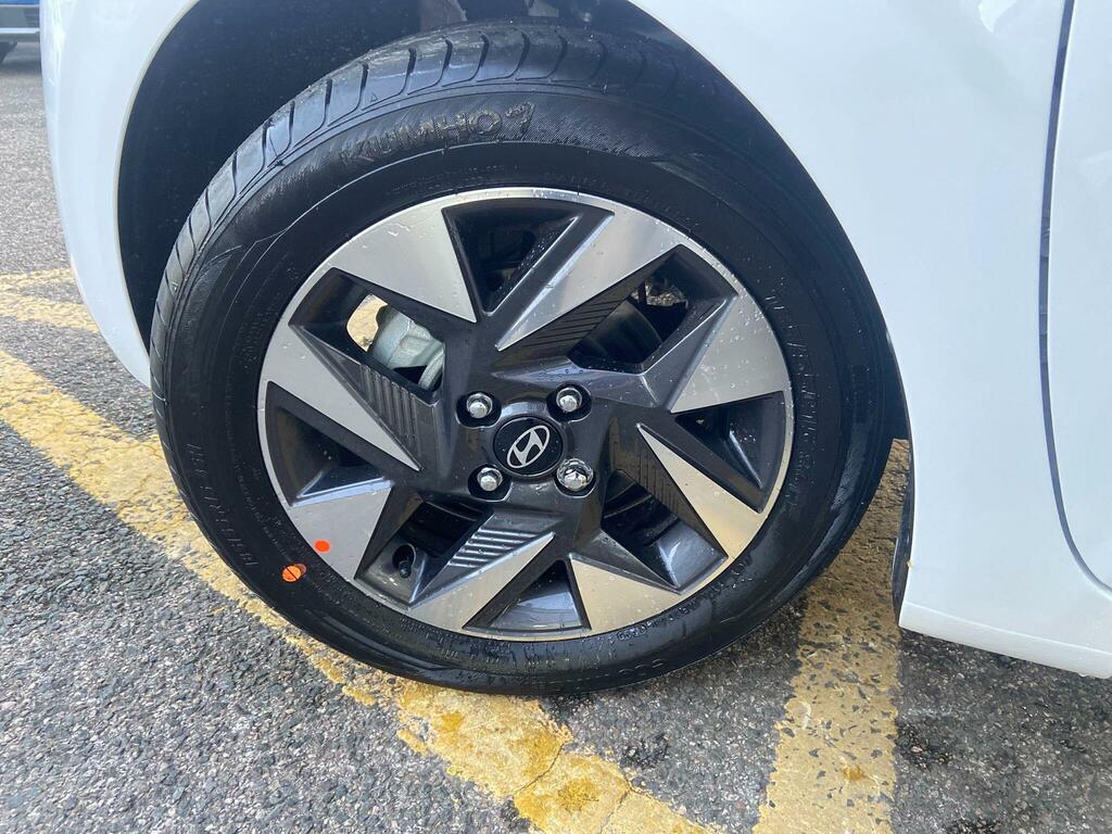 Hyundai I10 Advance Black #34