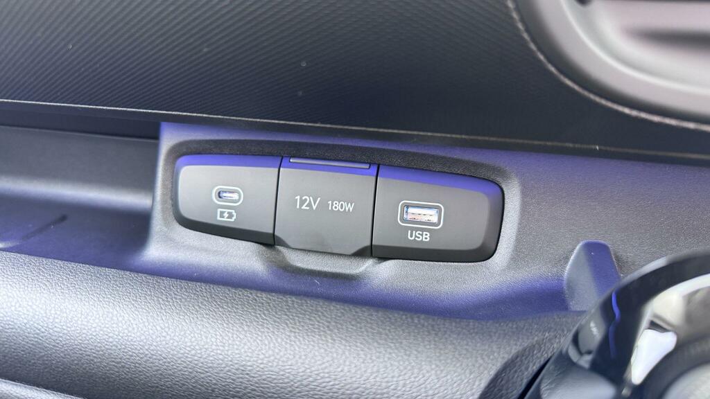 Hyundai Inster 02 49Kwh White #23