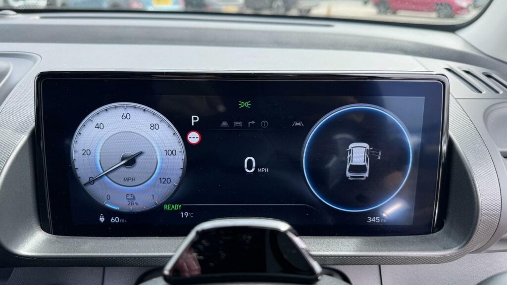 Hyundai Inster 02 49Kwh White #11