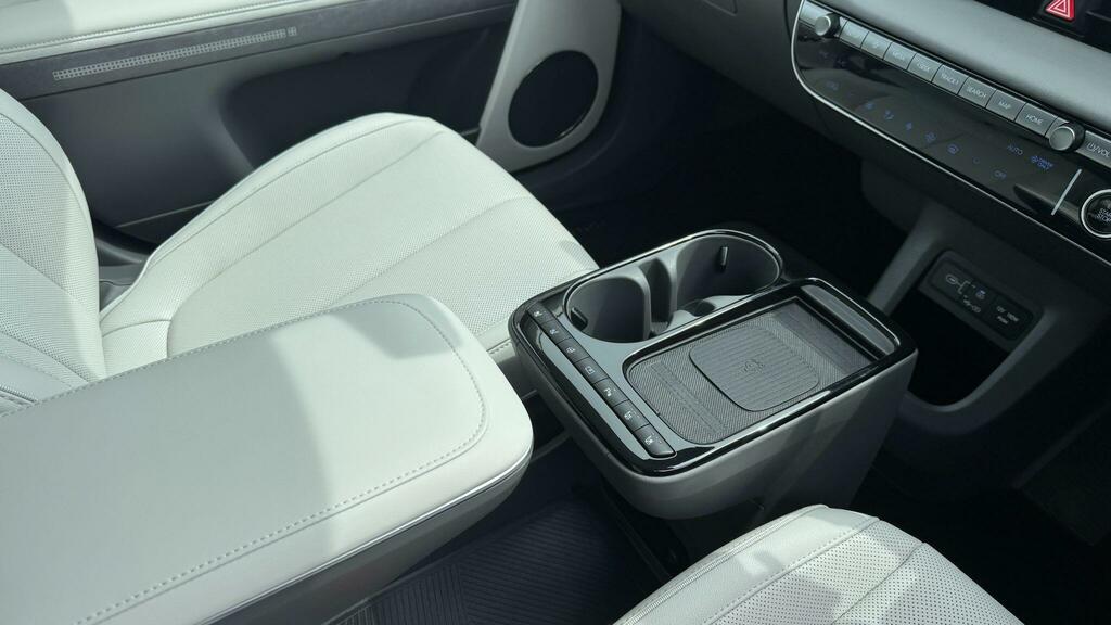 Hyundai Ioniq 5 Ultimate Blue #8