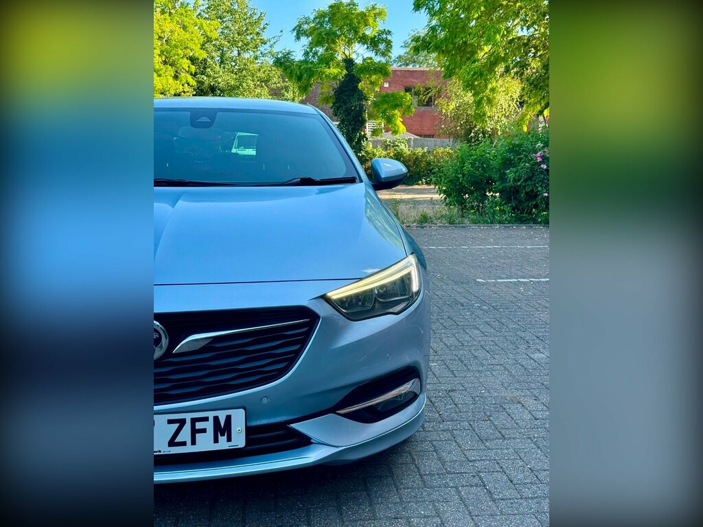 Vauxhall Insignia 2.0 Turbo D Blueinjection Sri Nav Grand Sport Euro White #10