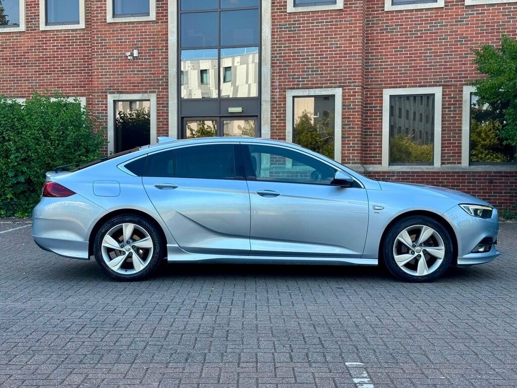 Vauxhall Insignia 2.0 Turbo D Blueinjection Sri Nav Grand Sport Euro White #7