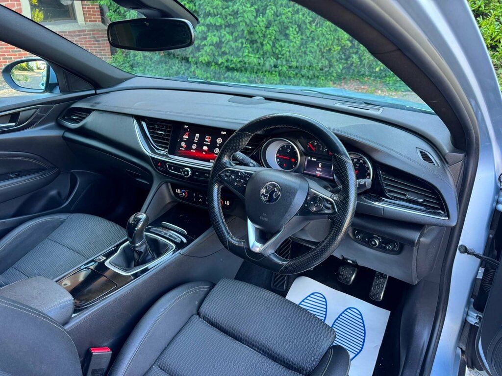 Vauxhall Insignia 2.0 Turbo D Blueinjection Sri Nav Grand Sport Euro White #16