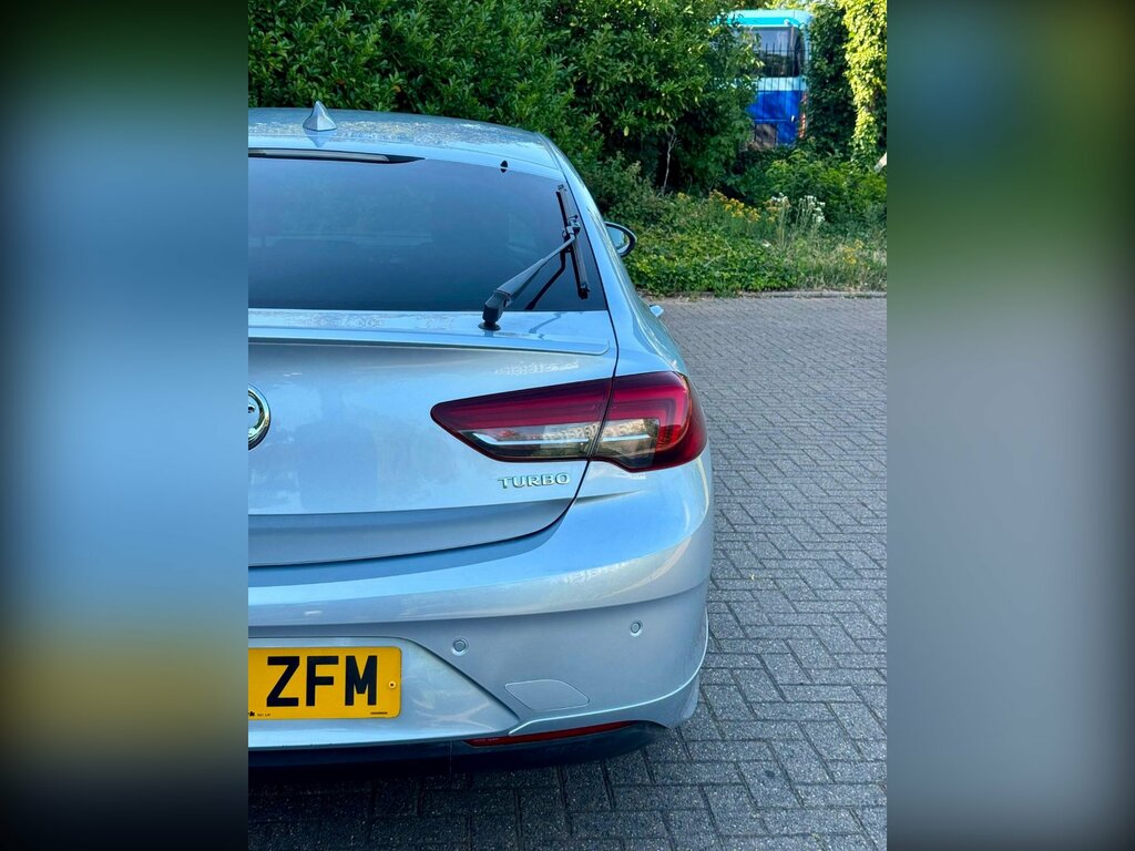 Vauxhall Insignia 2.0 Turbo D Blueinjection Sri Nav Grand Sport Euro White #12