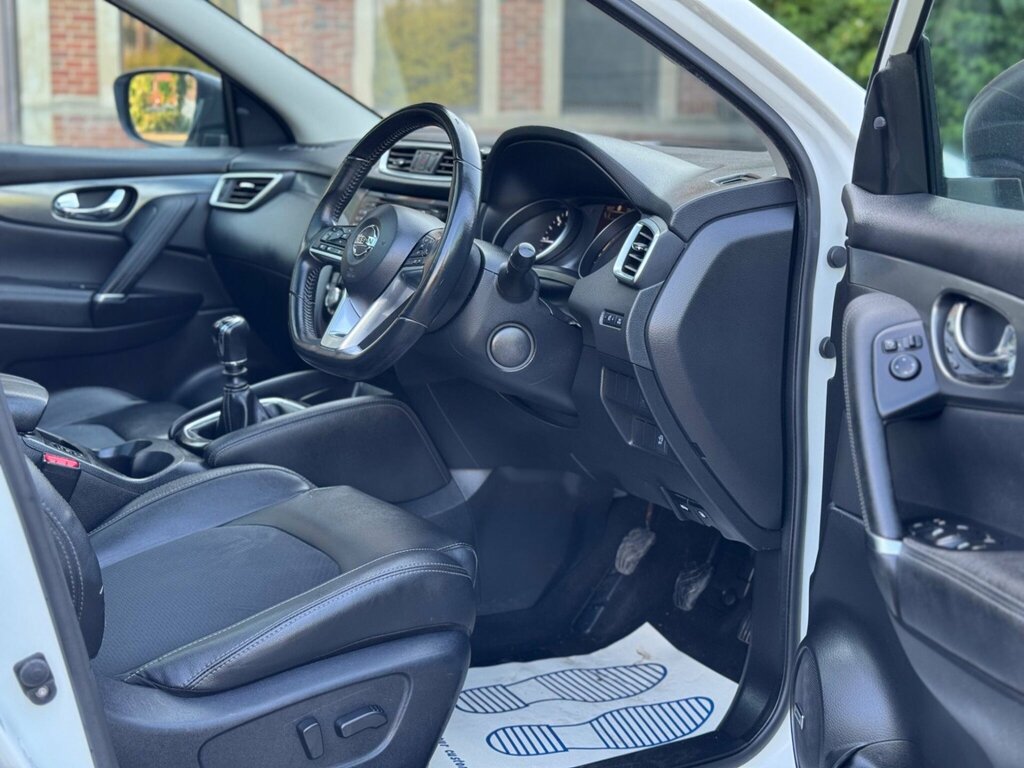 Nissan Qashqai 1.2 Dig-t N-connecta 53,672 #15