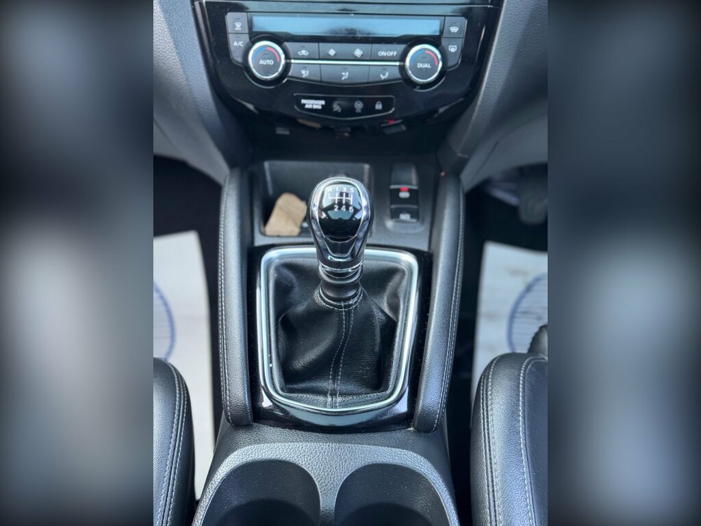 Nissan Qashqai 1.2 Dig-t N-connecta 53,672 #31