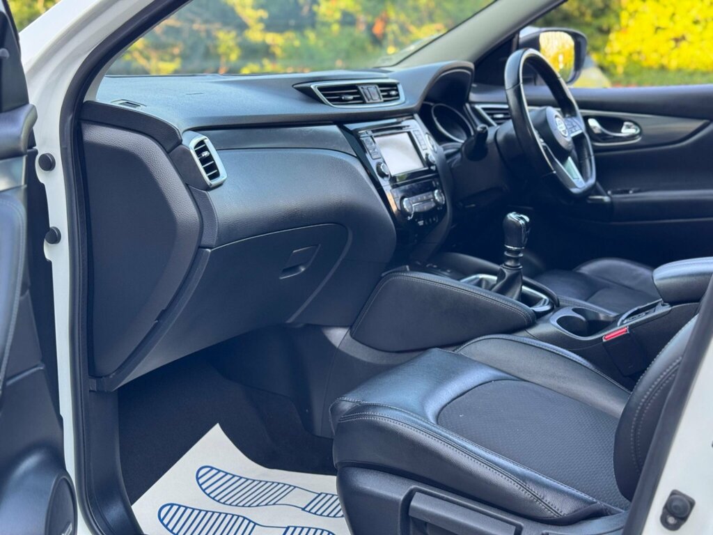 Nissan Qashqai 1.2 Dig-t N-connecta 53,672 #18