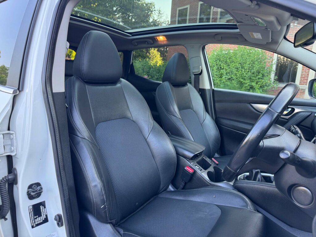 Nissan Qashqai 1.2 Dig-t N-connecta 53,672 #17