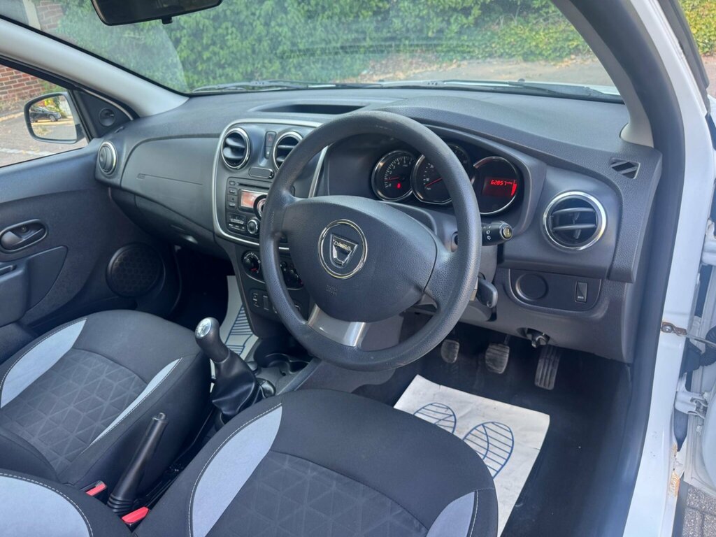 Dacia Sandero Stepway 0.9 Tce Laureate Euro 5 Black #16