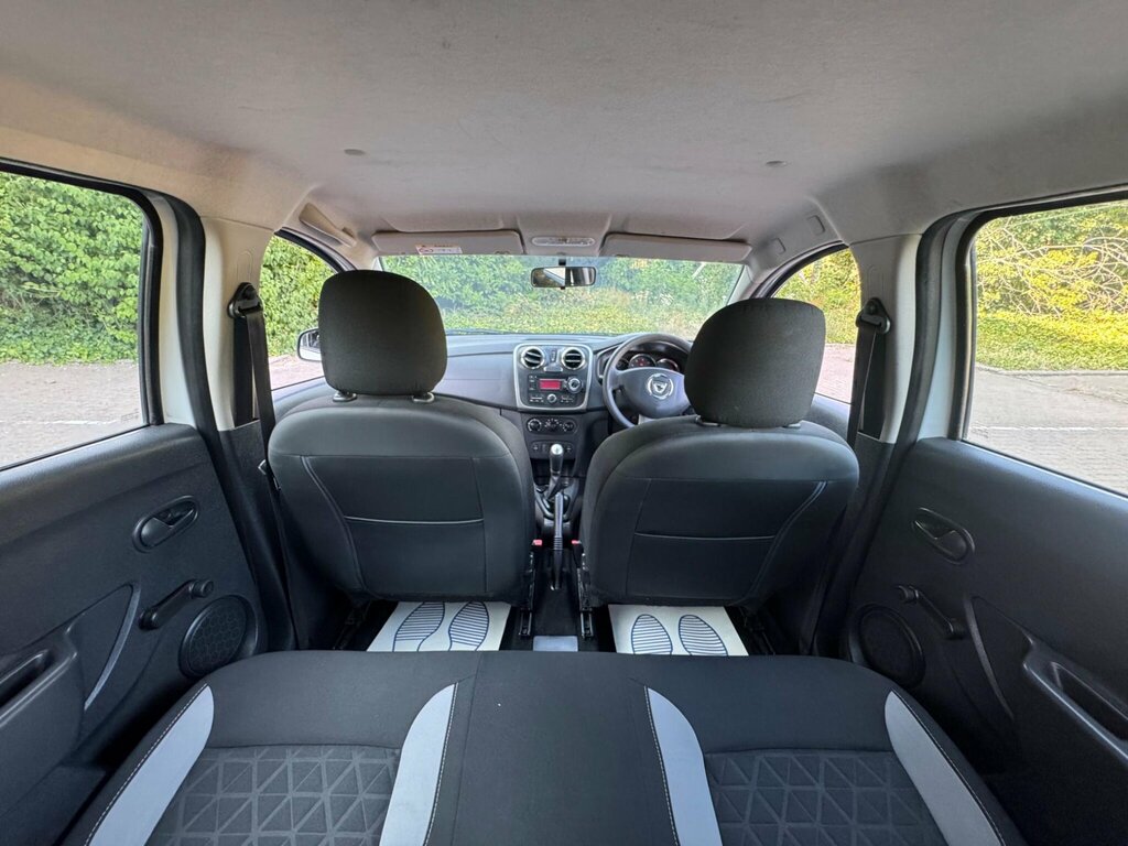 Dacia Sandero Stepway 0.9 Tce Laureate Euro 5 Black #25
